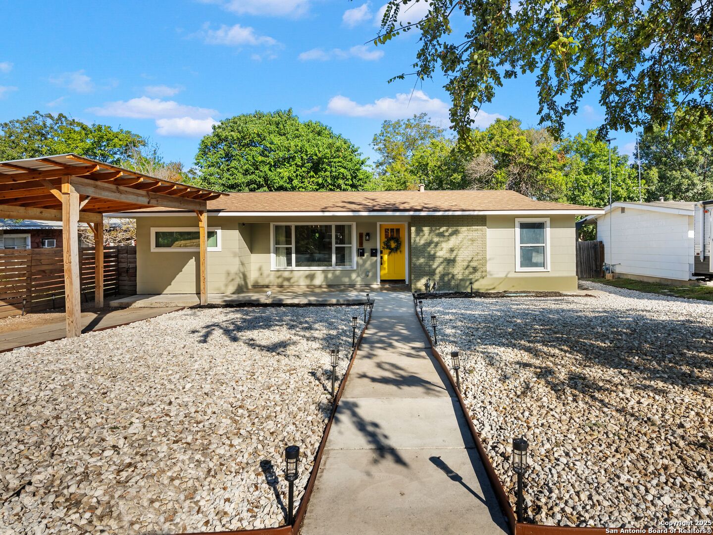 619 Olney San Antonio TX 78209