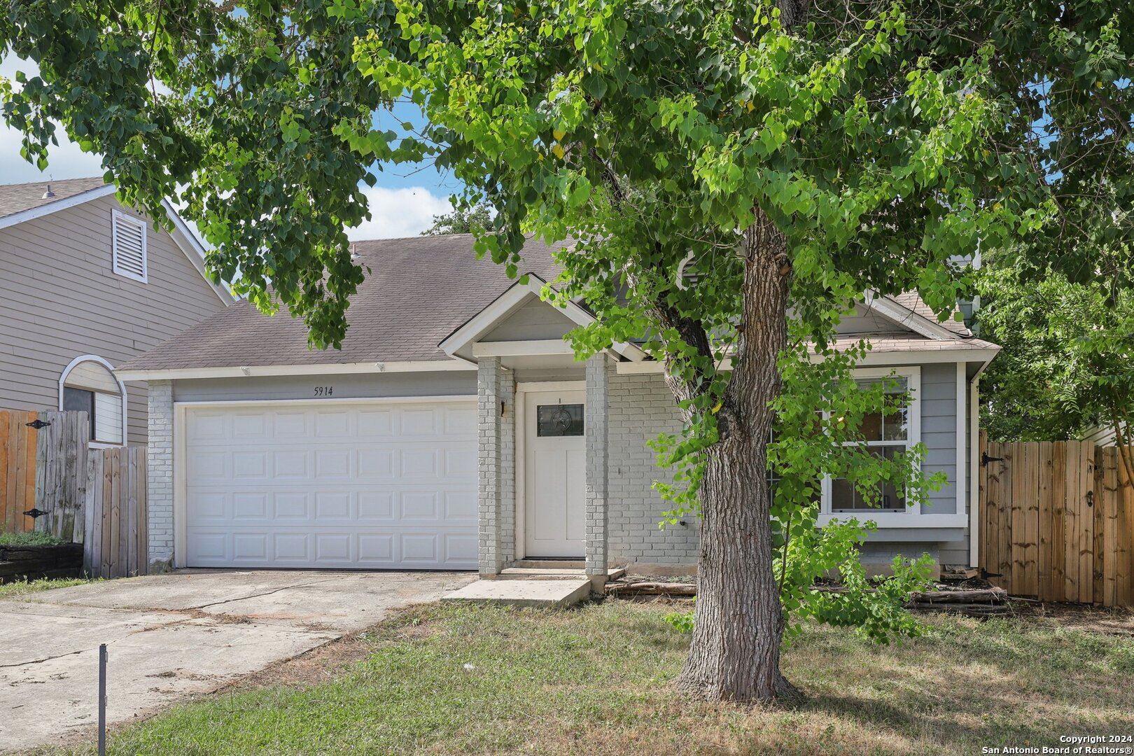 5914 Burning Sunrise Drive San Antonio TX 78244