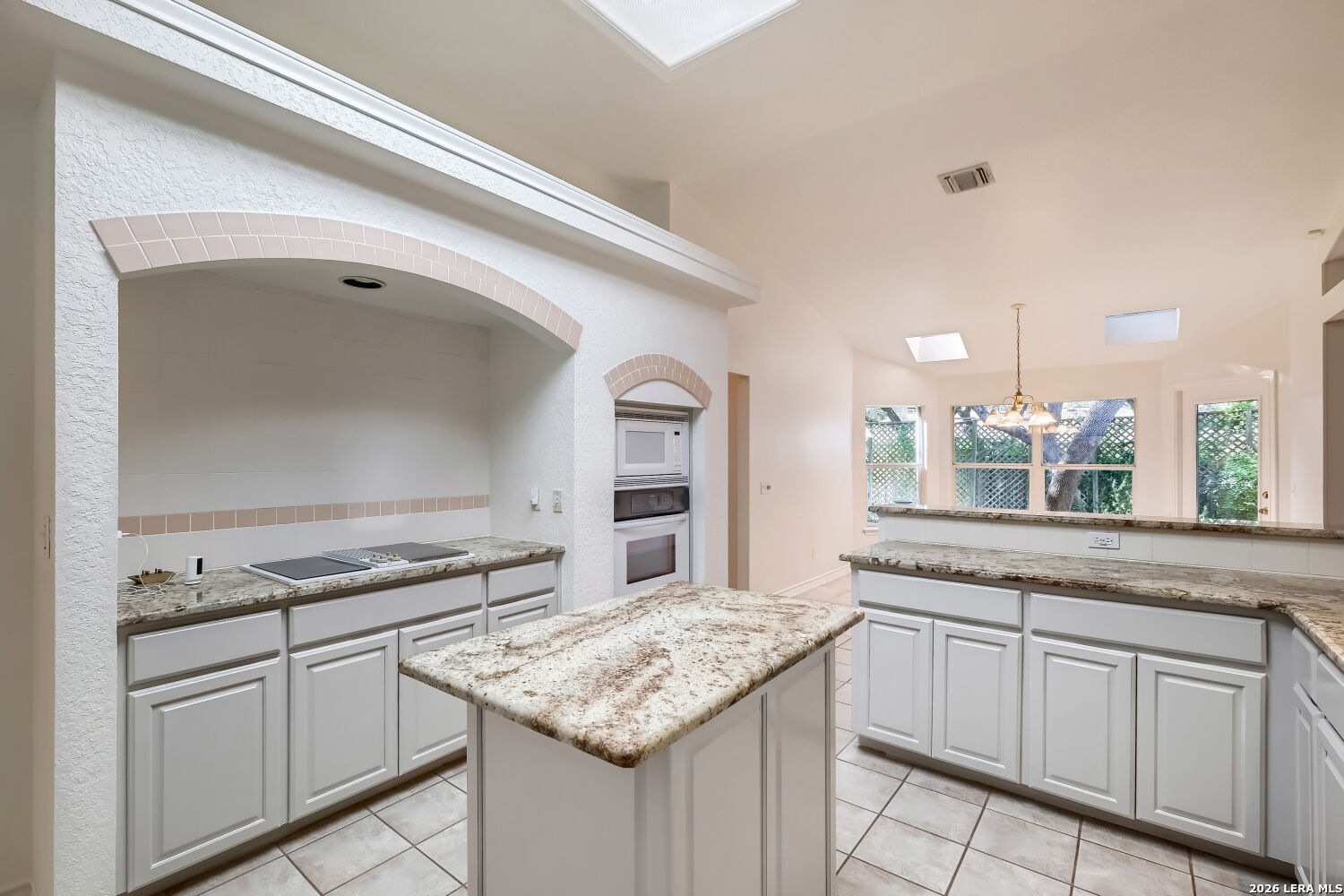 15634 Mission Crest San Antonio TX 78232