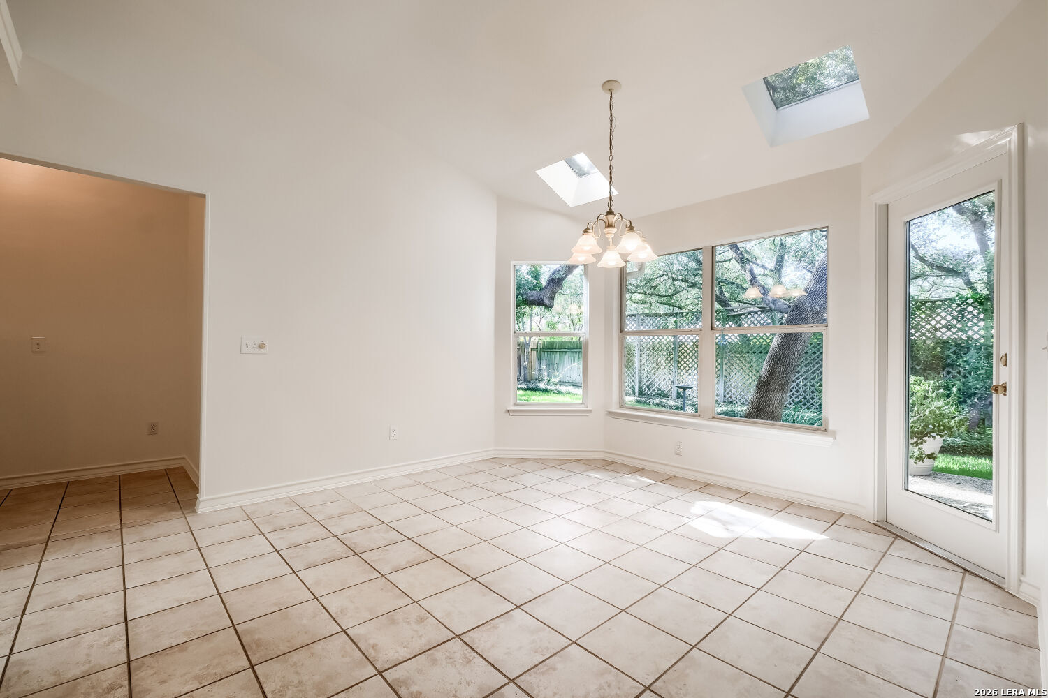 15634 Mission Crest San Antonio TX 78232
