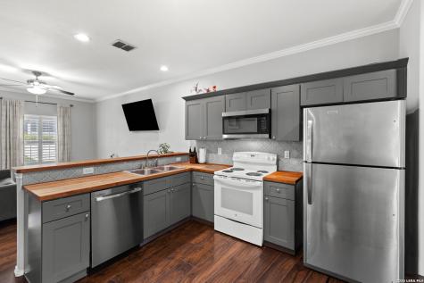 441 Cimarron Spring Branch TX 78070