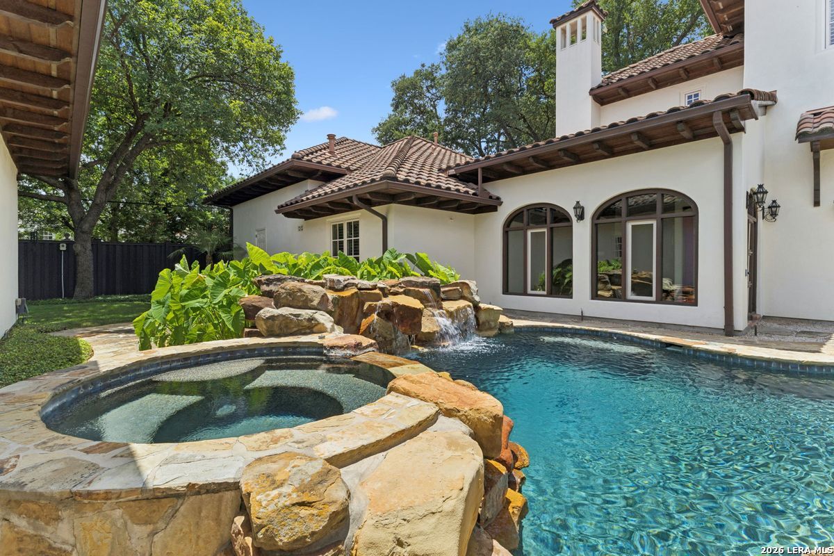 512 Terrell Road San Antonio TX 78209