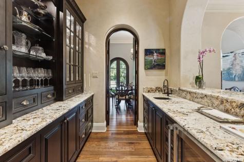 512 Terrell Road San Antonio TX 78209