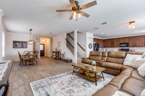 10106 Cowboy Lane San Antonio TX 78254