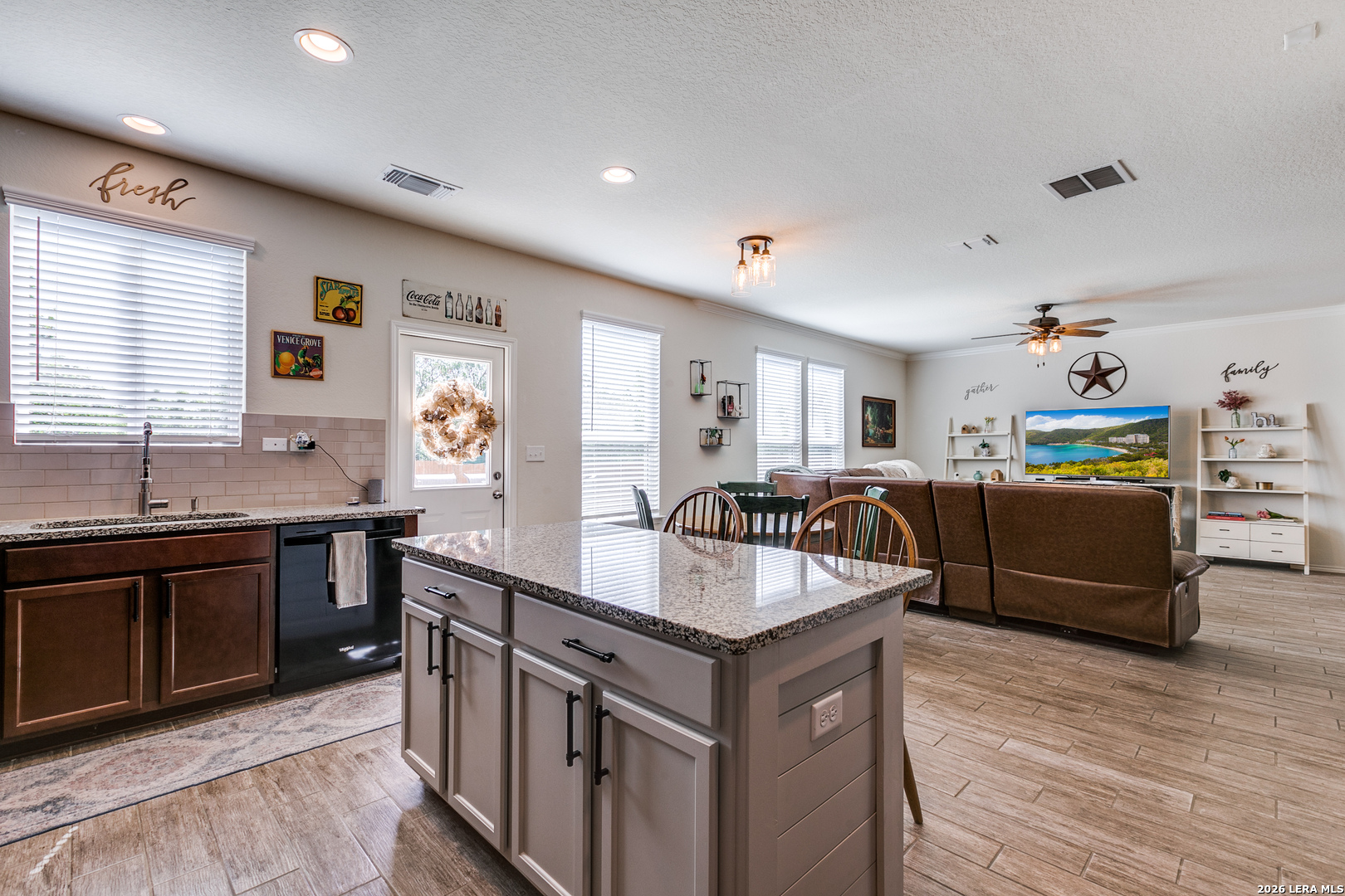 10106 Cowboy Lane San Antonio TX 78254