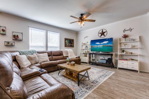10106 Cowboy Lane San Antonio TX 78254