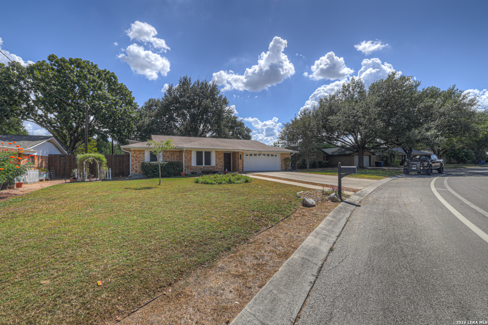 925 Lazy Trail New Braunfels TX 78130