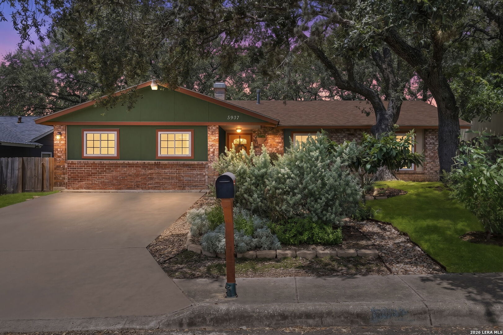 5907 Hidden Boulder Street San Antonio TX 78250