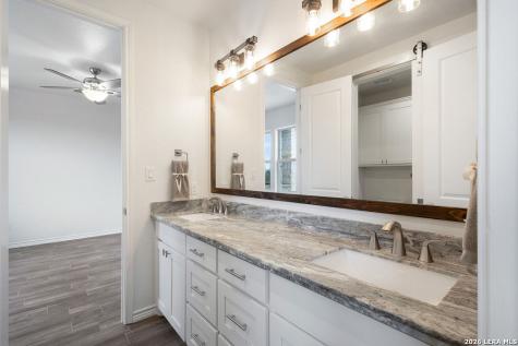 169 Longwood Drive New Braunfels TX 78132