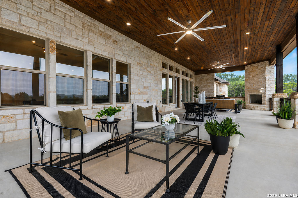 169 Longwood Drive New Braunfels TX 78132