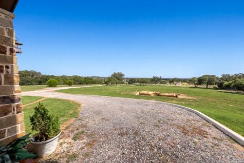 238 Sabinas Creek Ranch Road Boerne TX 78006