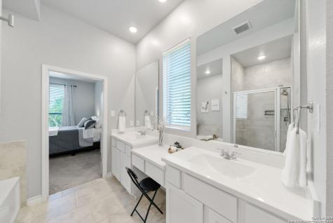 1524 Leeds Park Bulverde TX 78163