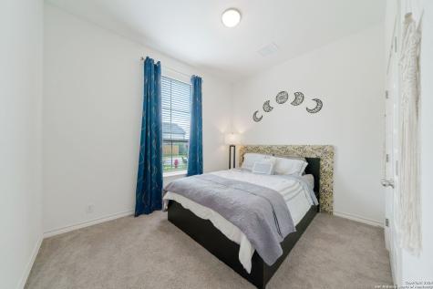 1524 Leeds Park Bulverde TX 78163