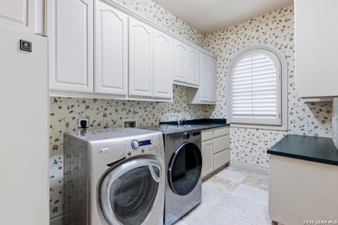 519 Blackjack Oak Shavano Park TX 78230
