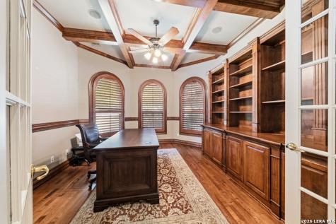 519 Blackjack Oak Shavano Park TX 78230