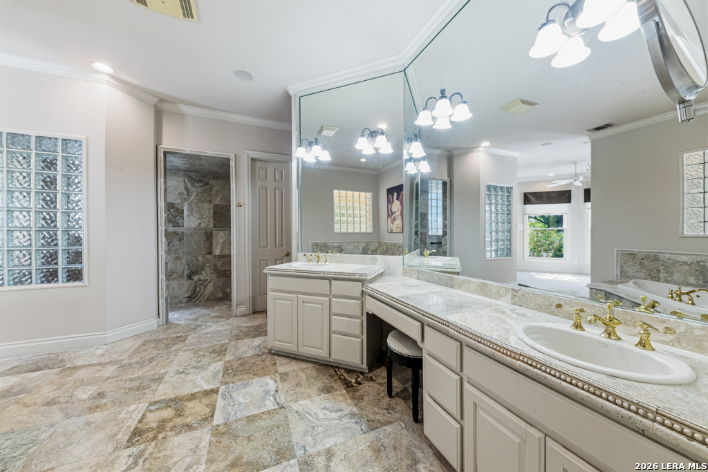 519 Blackjack Oak Shavano Park TX 78230