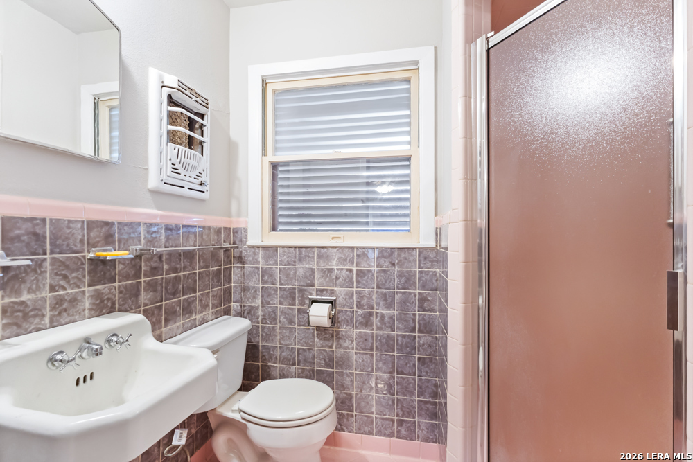 558 Cicero San Antonio TX 78218