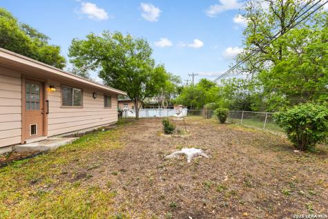 558 Cicero San Antonio TX 78218