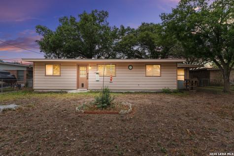 558 Cicero San Antonio TX 78218
