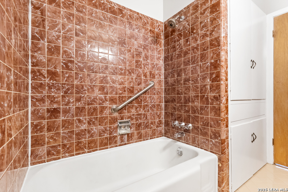 558 Cicero San Antonio TX 78218
