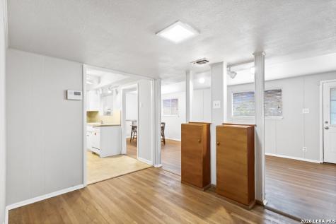 558 Cicero San Antonio TX 78218
