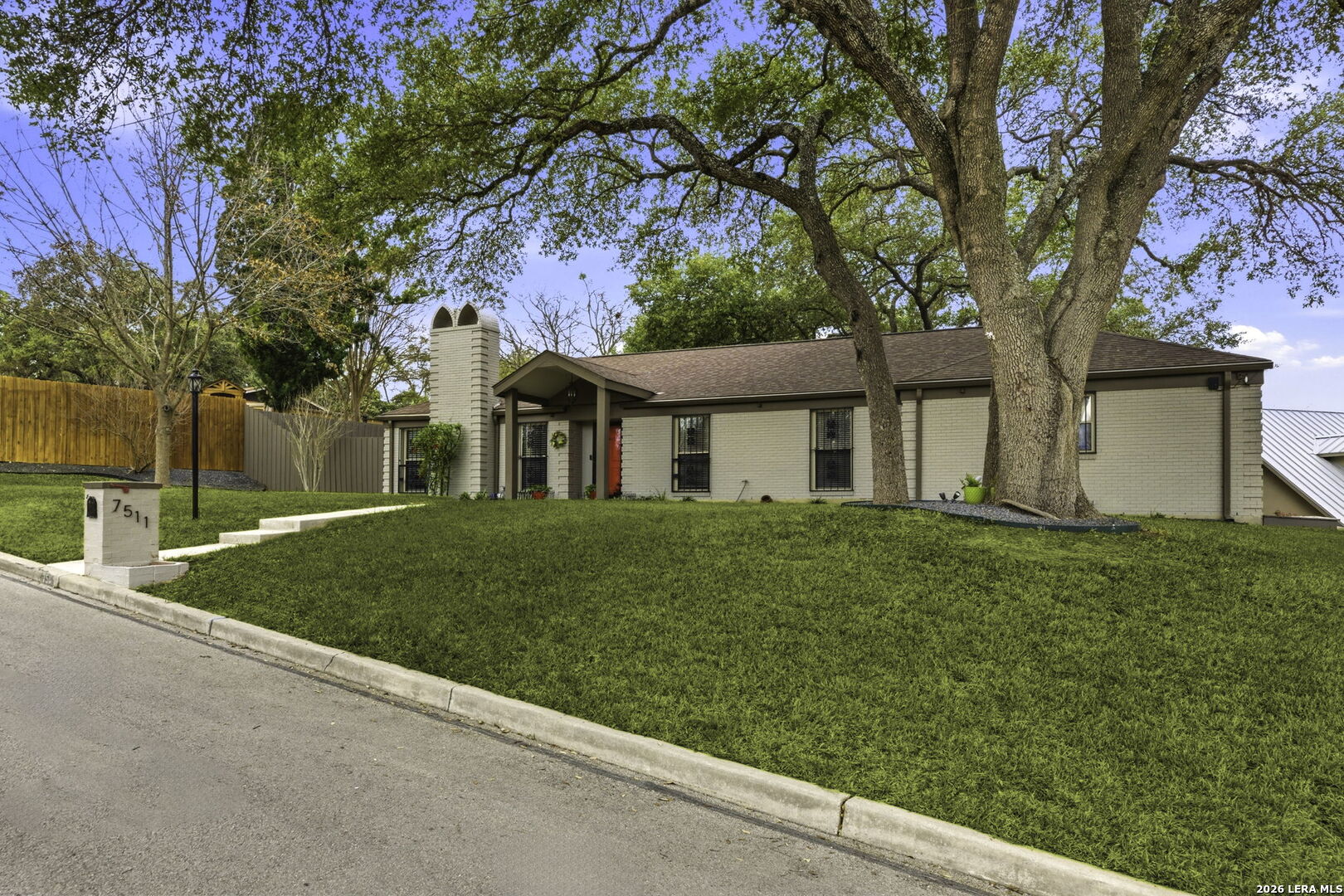7511 Robin Rest San Antonio TX 78209