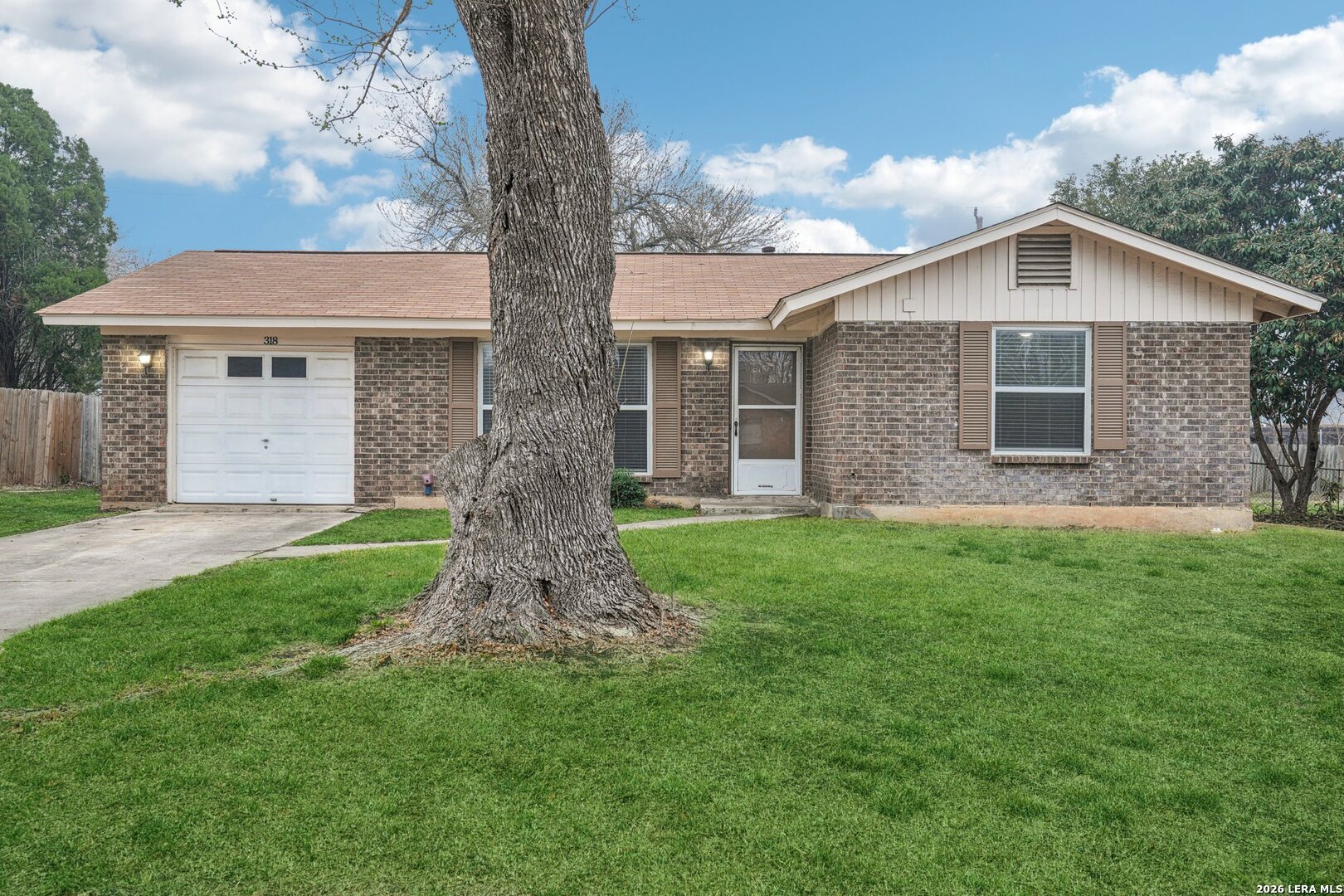 318 Balboa Drive Universal City TX 78148