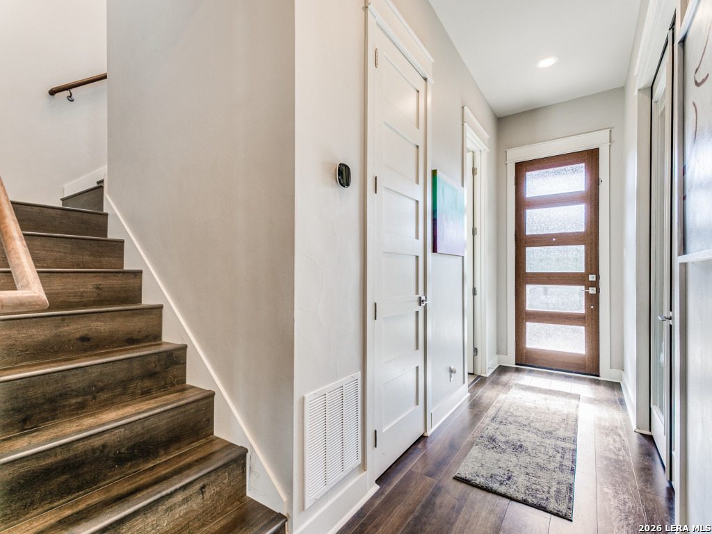 1103 N Pine Street San Antonio TX 78202