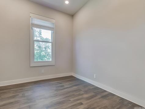 1103 N Pine Street San Antonio TX 78202