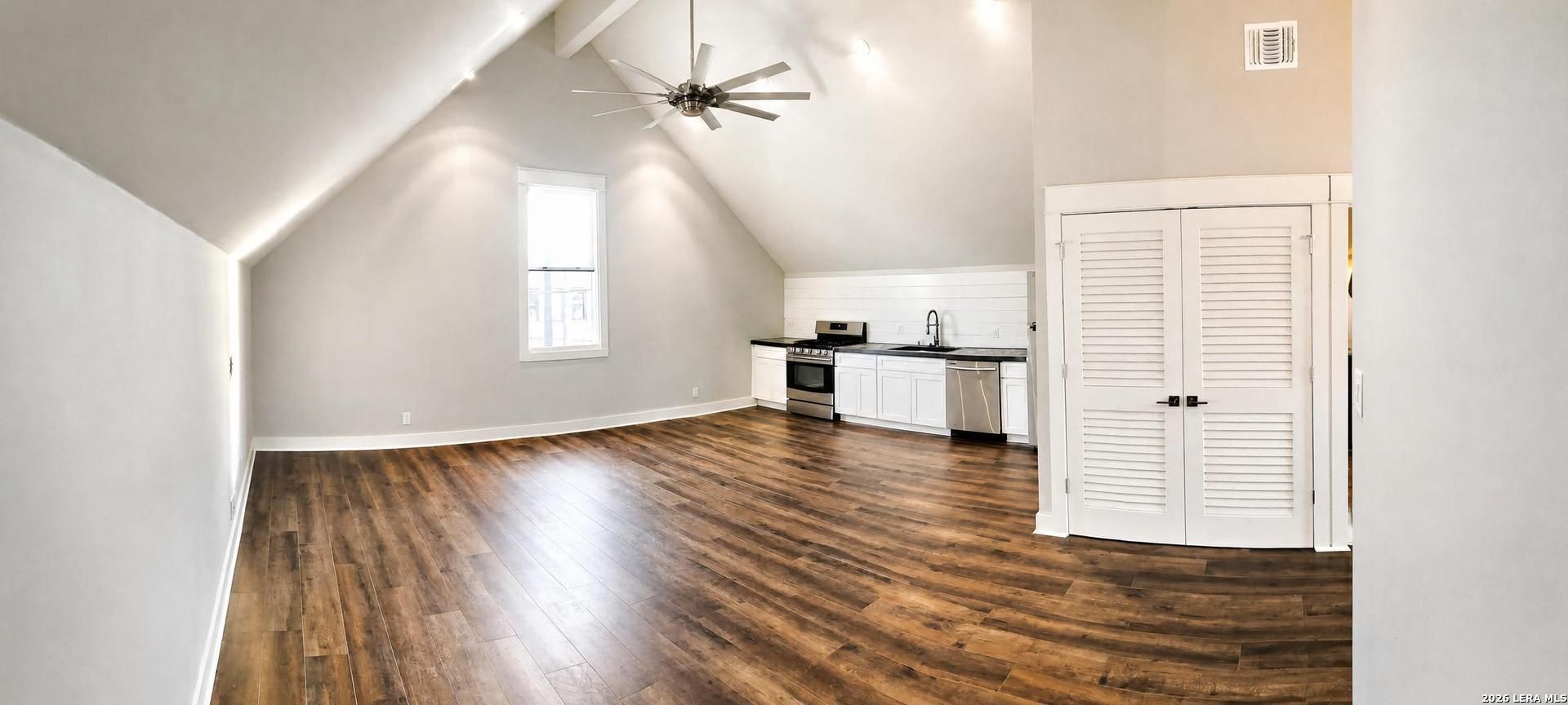 1103 N Pine Street San Antonio TX 78202