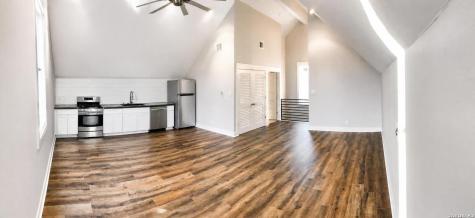 1103 N Pine Street San Antonio TX 78202