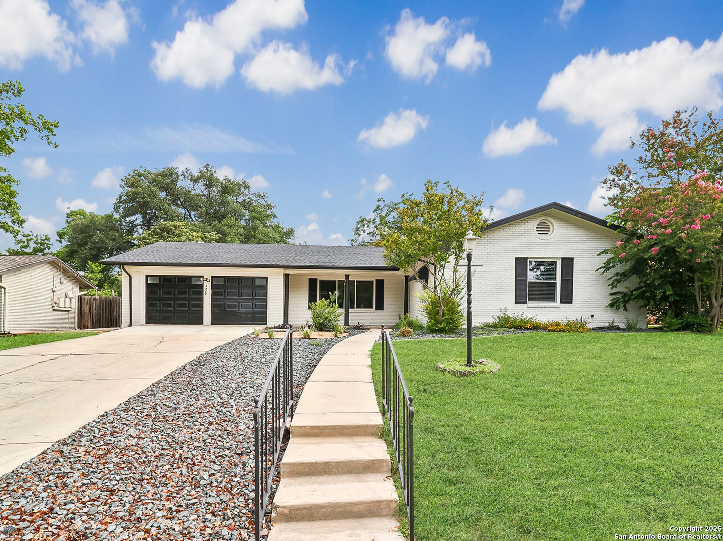 2727 Belvoir Drive San Antonio TX 78230