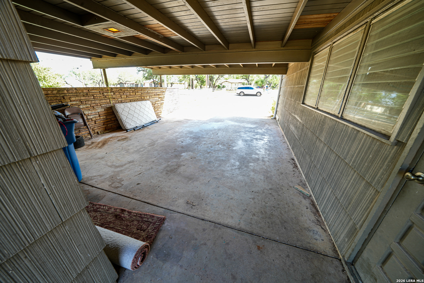 664 S Edwards Avenue Charlotte TX 78011