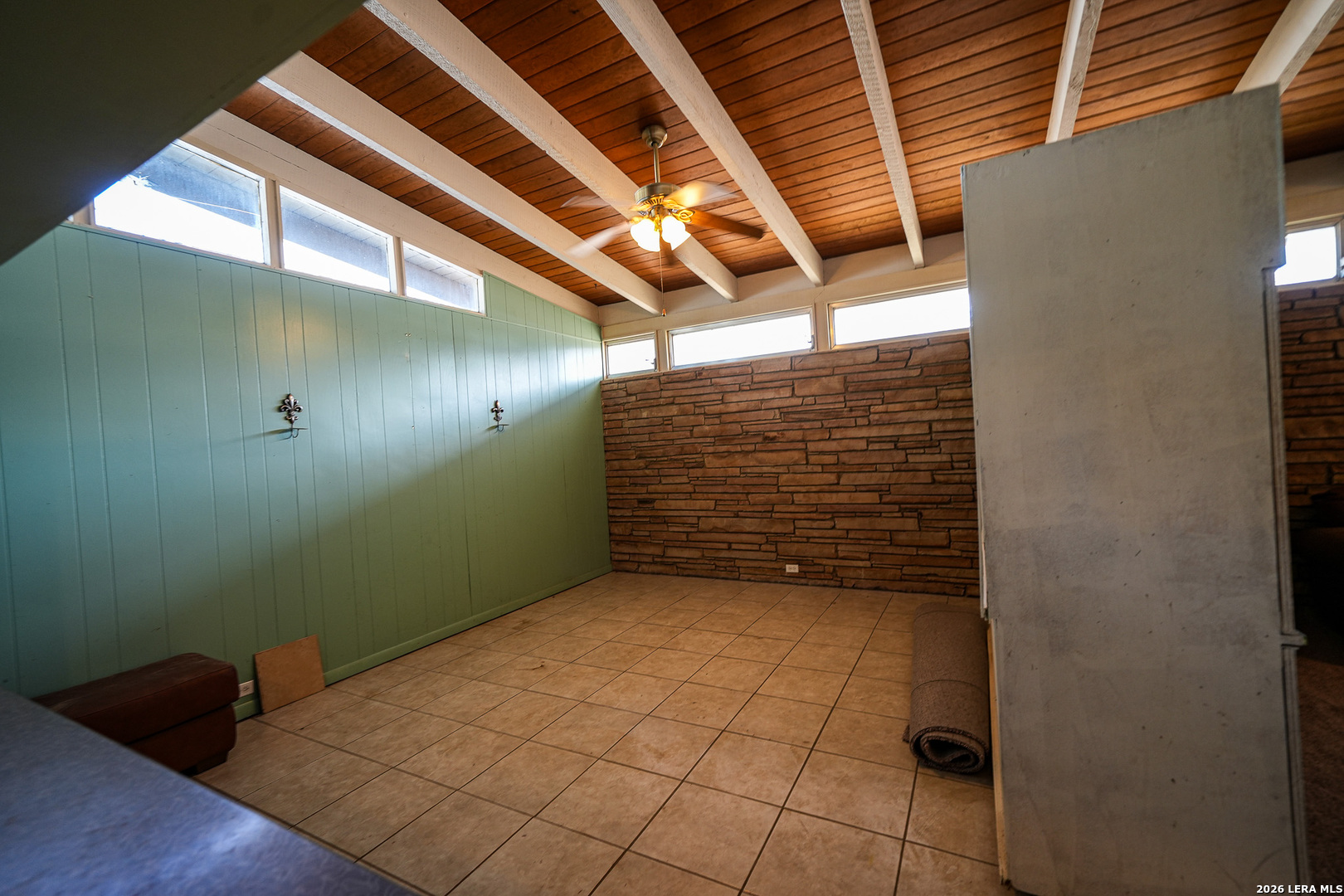 664 S Edwards Avenue Charlotte TX 78011