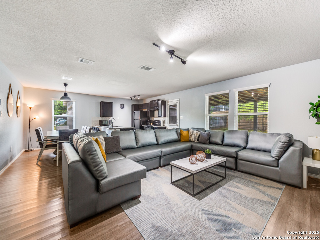 11326 Babcock Bend San Antonio TX 78249
