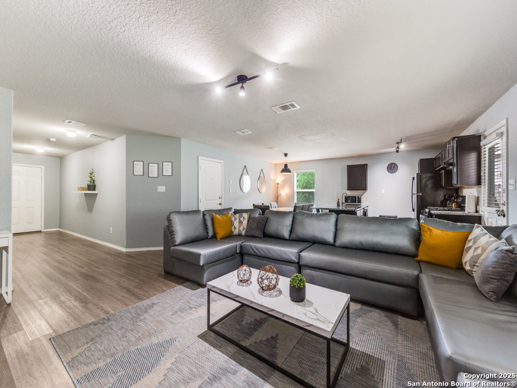 11326 Babcock Bend San Antonio TX 78249