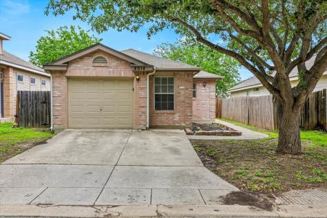 4014 Sparrow Lake San Antonio TX 78244