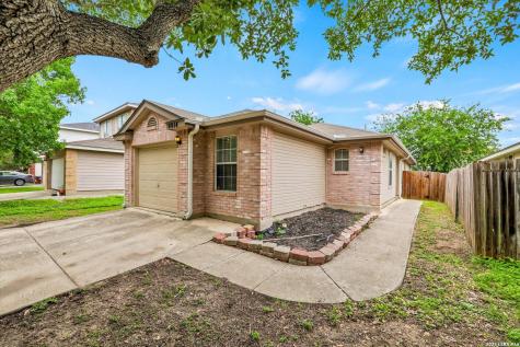 4014 Sparrow Lake San Antonio TX 78244
