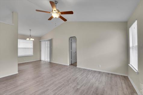 4014 Sparrow Lake San Antonio TX 78244