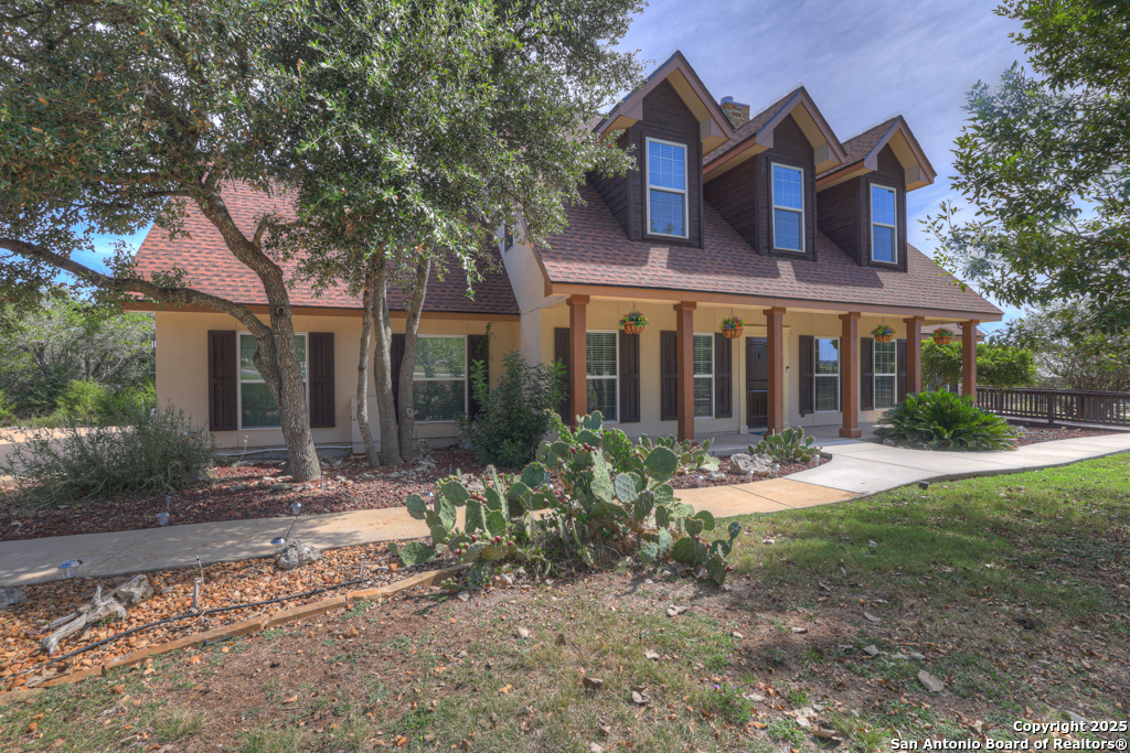 204 Falling Hills New Braunfels TX 78132