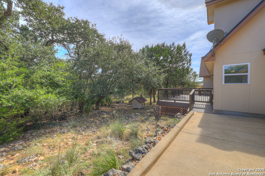 204 Falling Hills New Braunfels TX 78132