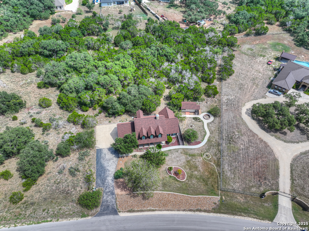 204 Falling Hills New Braunfels TX 78132