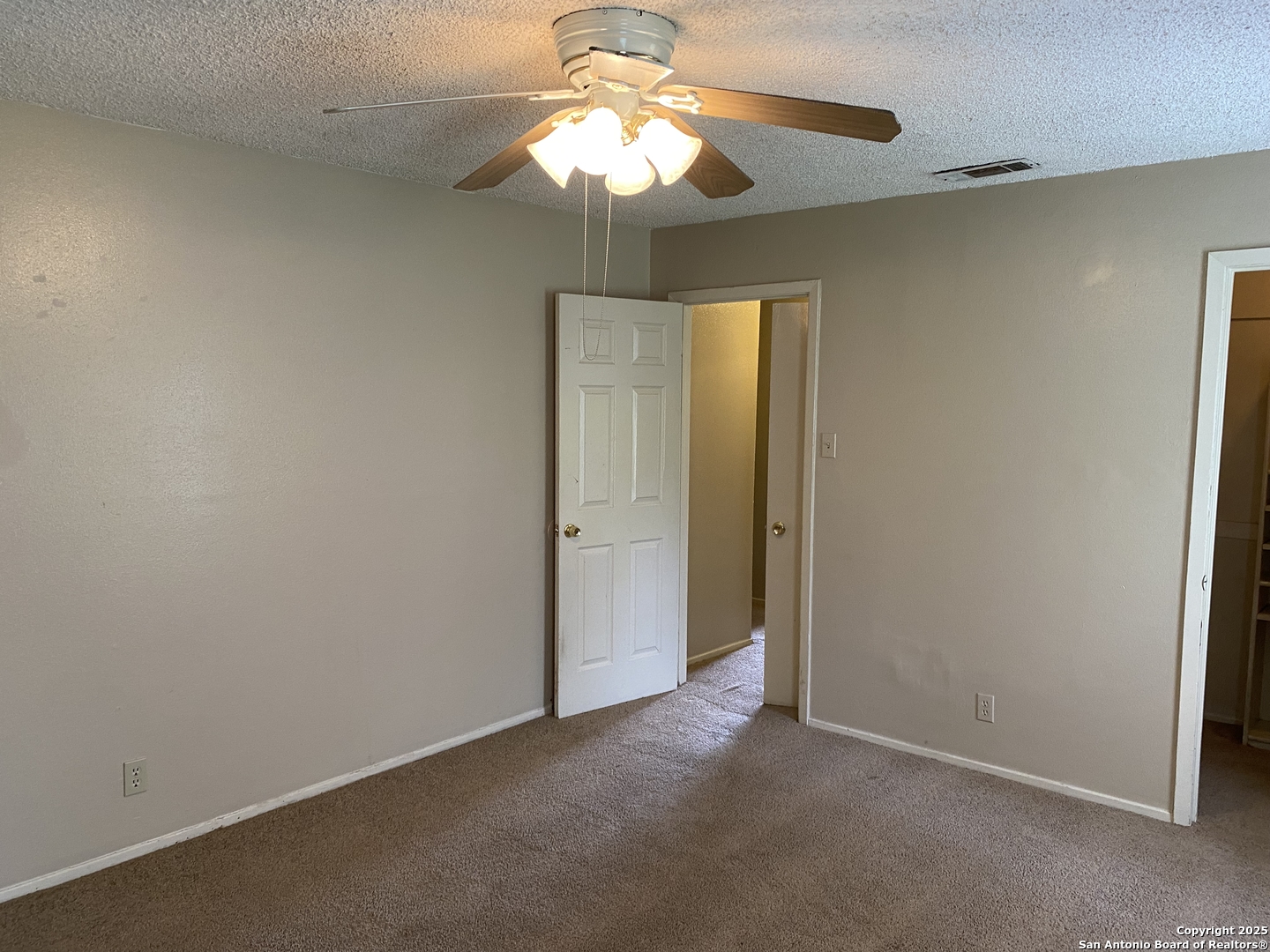 5706 Lake Cove San Antonio TX 78222