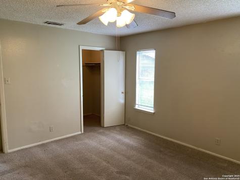 5706 Lake Cove San Antonio TX 78222