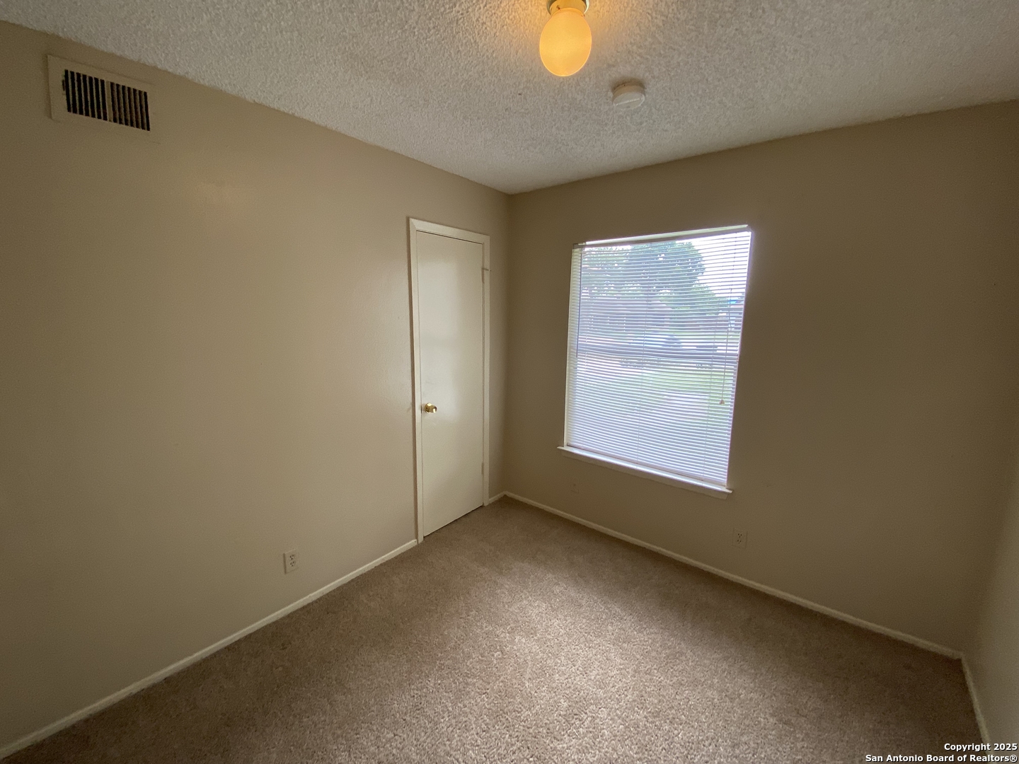 5706 Lake Cove San Antonio TX 78222