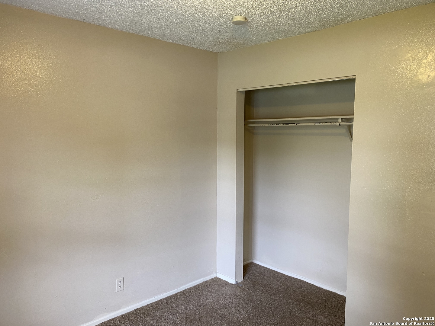 5706 Lake Cove San Antonio TX 78222