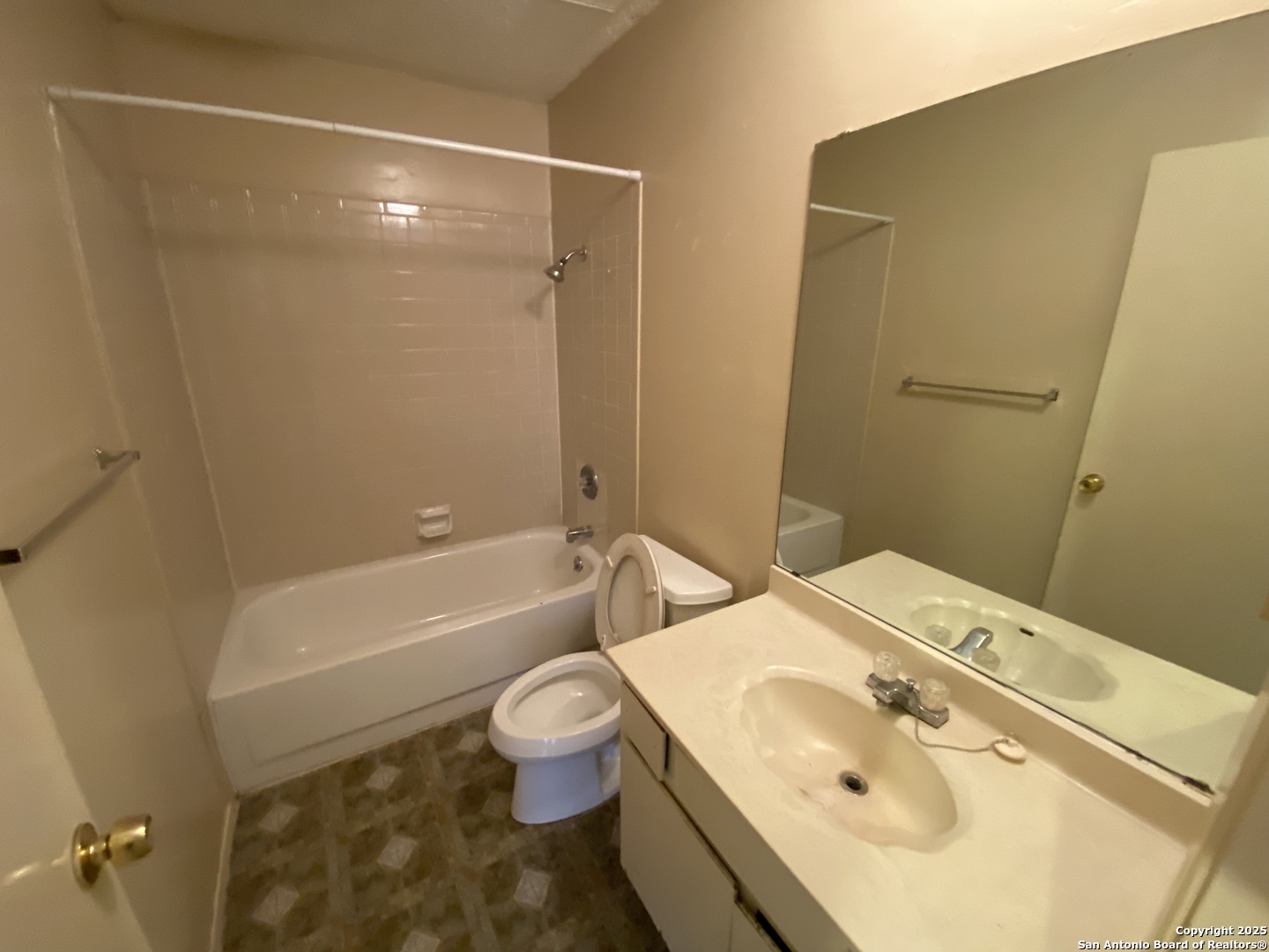 5706 Lake Cove San Antonio TX 78222