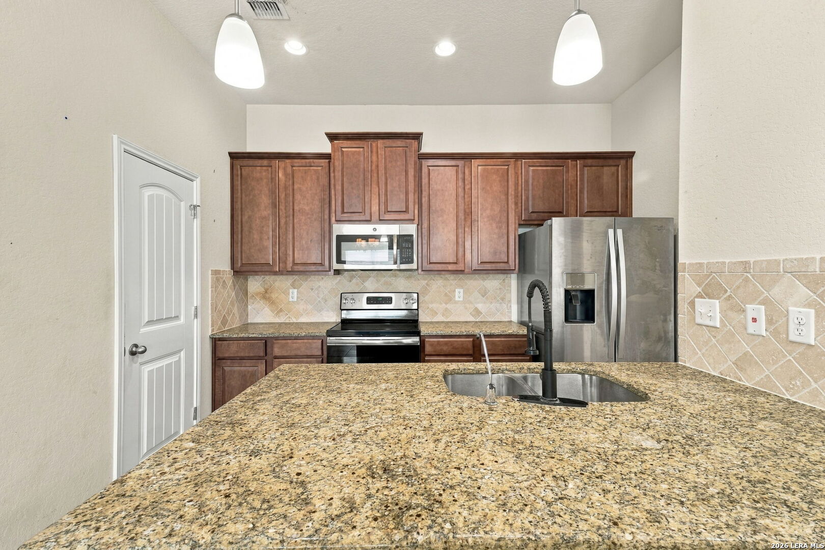 882 Noel Forest New Braunfels TX 78130