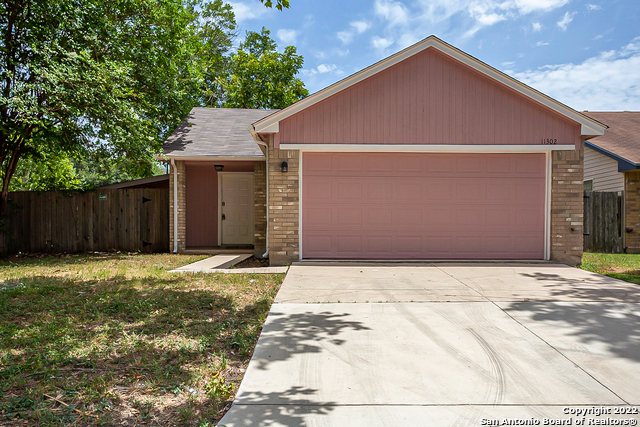 11302 Jarbo Pass Drive San Antonio TX 78245