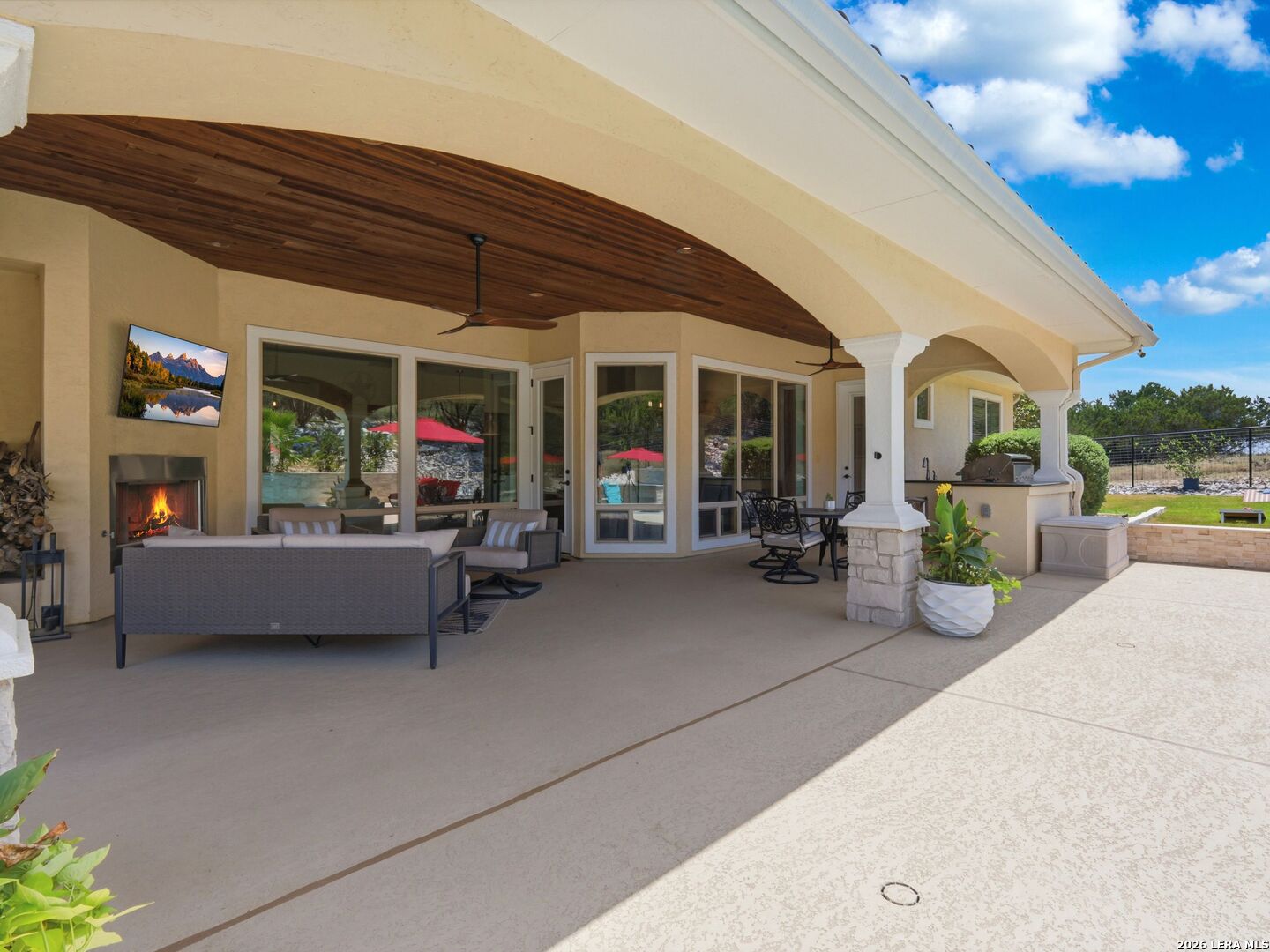 324 Valley Lodge New Braunfels TX 78132